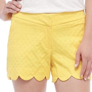 Crown & Ivy scallop shorts